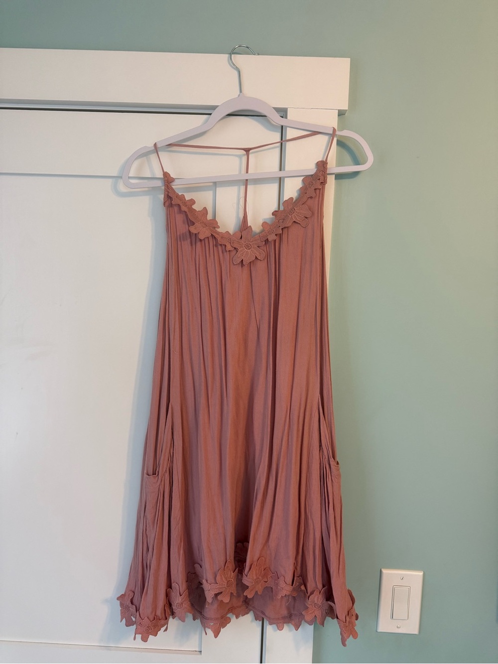 Lush Floral Summer Dress with Pockets; Size Large
